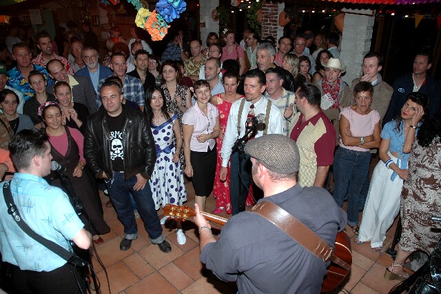 min 2006 10 01 guinguette mp 162